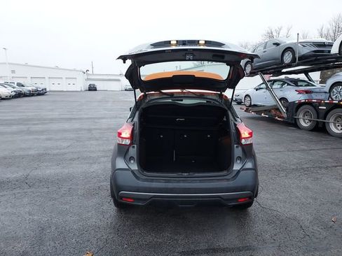 Used 2019 Nissan Kicks SR w/ SR Premium Package image 21