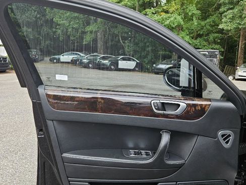 Used 2009 Bentley Flying Spur Flying Spur image 16