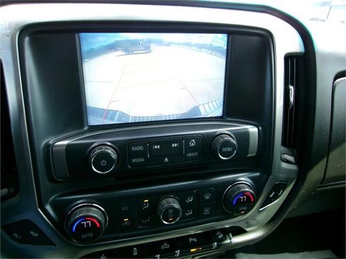 Used 2018 Chevrolet Silverado 1500 LT w/ All Star Edition image 26