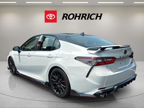 Used 2021 Toyota Camry TRD w/ TRD Package w/JBL Audio FWD image 8