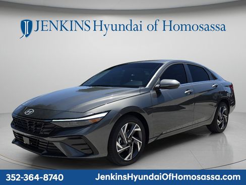 New 2026 Hyundai Elantra Limited FWD image 10