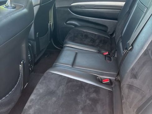 Used 2018 Dodge Durango GT w/ Trailer Tow Group IV AWD/4WD image 19