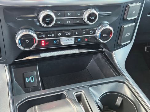 Used 2023 Ford F150 Lariat image 28