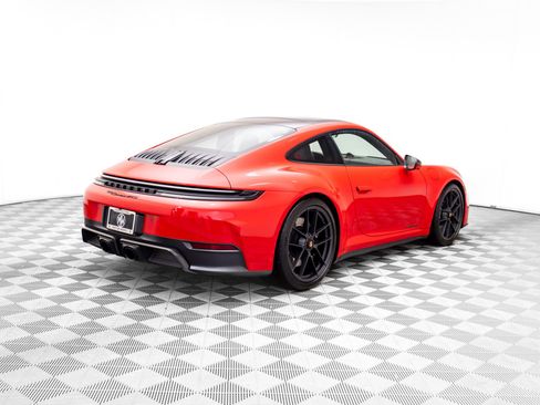 Certified 2025 Porsche 911 Carrera GTS image 7