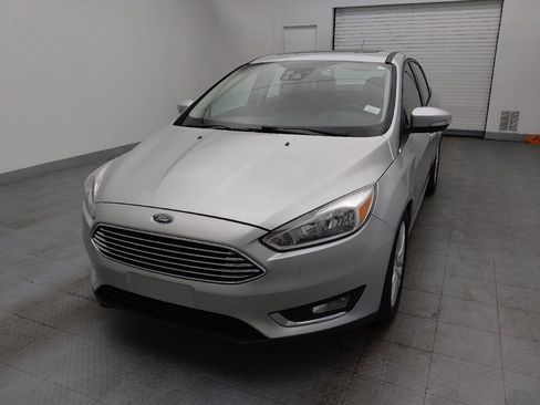 Used 2018 Ford Focus Titanium w/ Titanium Technology Package image 15