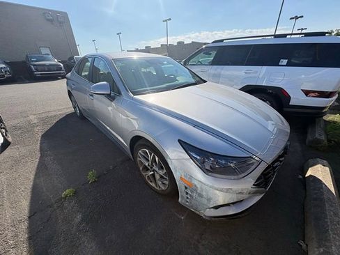 Certified 2023 Hyundai Sonata SEL w/ Cargo Package FWD image 4