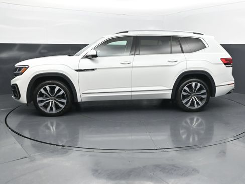 Used 2022 Volkswagen Atlas SEL Premium AWD/4WD image 2