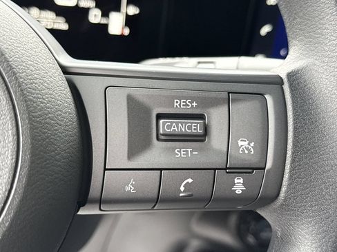 Used 2026 Nissan Kicks SV w/ SV Premium Package FWD image 39
