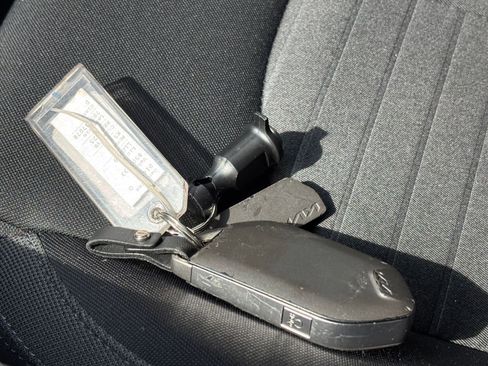 Used 2025 Kia K5 LXS image 25