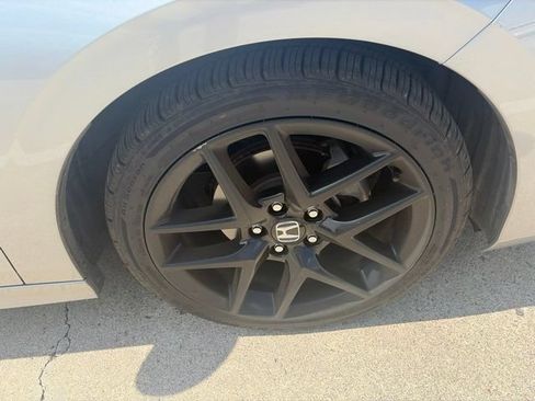 Used 2023 Honda Civic Sport image 37
