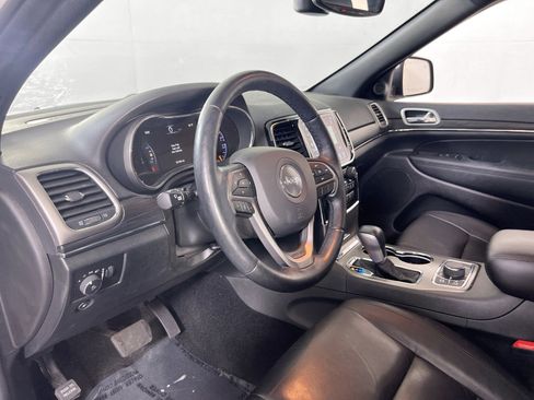 Used 2022 Jeep Grand Cherokee Limited image 9