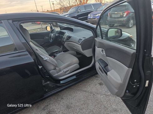 Used 2012 Honda Civic LX image 11
