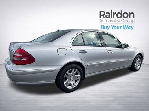 Used 2004 Mercedes-Benz E 320 4MATIC Sedan image 8