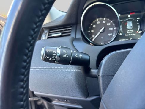 Used 2018 Land Rover Range Rover Evoque AWD/4WD image 31