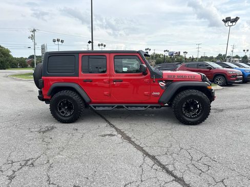 Used 2021 Jeep Wrangler Unlimited Sport AWD/4WD image 4
