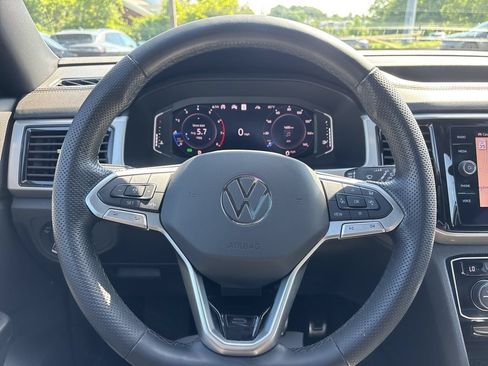 Used 2020 Volkswagen Atlas Cross Sport SEL Premium R-Line AWD/4WD image 15