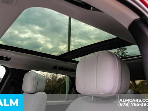 Used 2023 Land Rover Range Rover Sport SE image 21