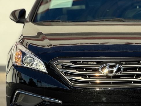 Used 2016 Hyundai Sonata Limited w/ Cargo Package image 11