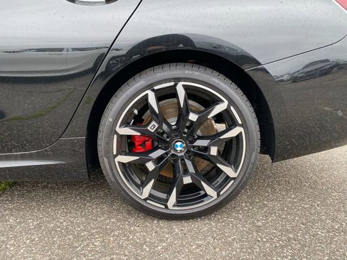 New 2026 BMW 330i xDrive Sedan w/ M Sport Package AWD/4WD image 5