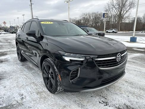 Used 2023 Buick Envision Essence w/ Sport Touring Package image 4