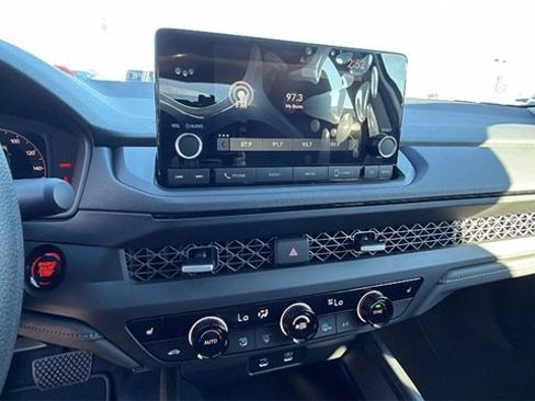 New 2025 Honda Accord SE image 24