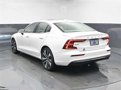 Used 2023 Volvo S60 B5 Ultimate w/ Climate Package image 6