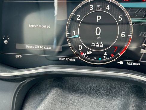 Used 2024 Jaguar F-PACE R-Dynamic S AWD/4WD image 34