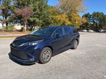Used 2024 Toyota Sienna XLE