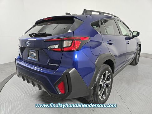 Used 2025 Subaru Crosstrek 2.0i Premium w/ Crosstrek Mirror Package AWD/4WD image 6