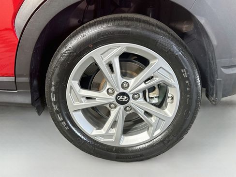 Used 2022 Hyundai Kona SEL AWD/4WD image 37