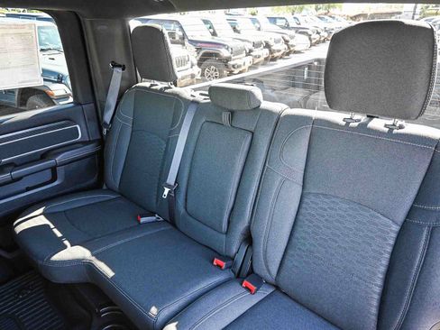 New 2026 RAM 2500 Big Horn AWD/4WD image 19