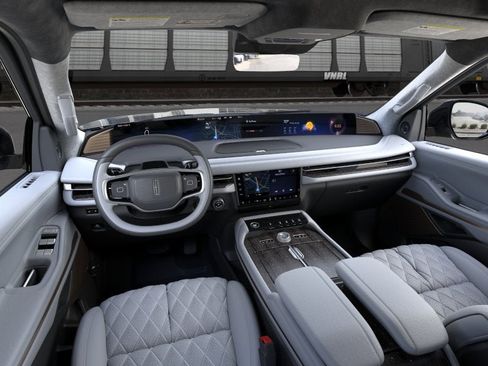 New 2026 Lincoln Navigator Black Label AWD/4WD image 9