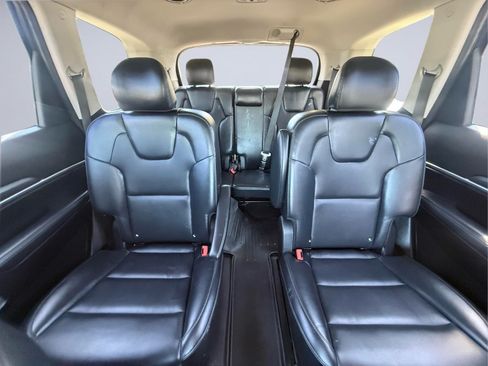 Used 2020 Kia Telluride S AWD/4WD image 16