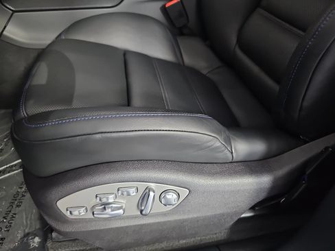 Used 2026 Porsche Macan GTS w/ Premium Package Plus (PU3) AWD/4WD image 29