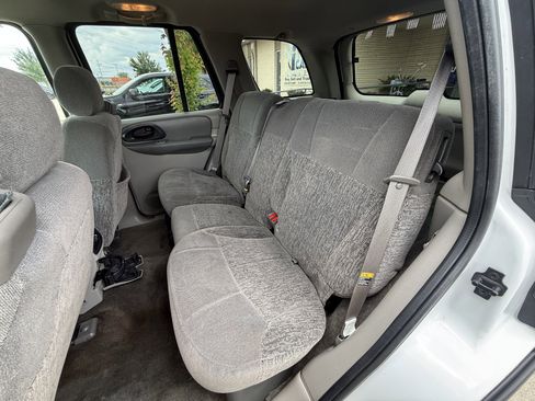 Used 2003 Chevrolet TrailBlazer LS w/ Preferred Equipment Group RWD image 10