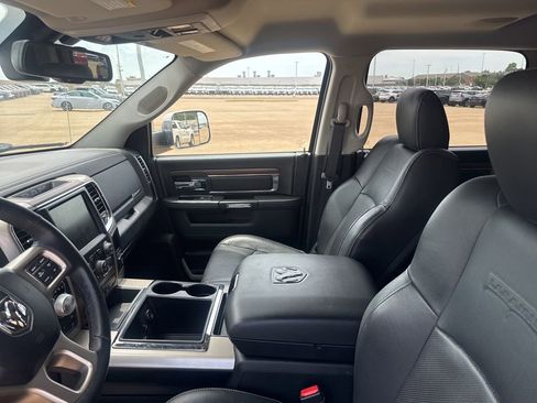 Used 2015 RAM 1500 Laramie w/ Convenience Group AWD/4WD image 39