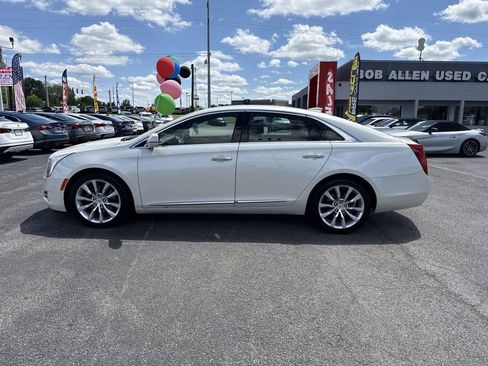 Used 2015 Cadillac XTS Luxury w/ Driver Awareness Package FWD image 11