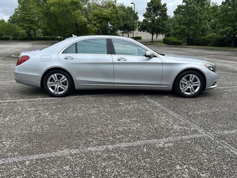 Used 2017 Mercedes-Benz S 550 Sedan image 8