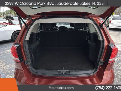 Used 2012 Dodge Journey Crew w/ Driver Convenience Group FWD image 17