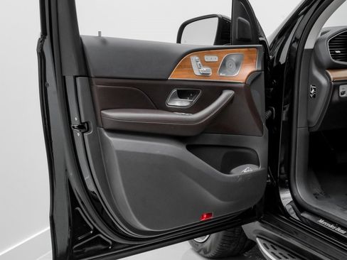 Used 2020 Mercedes-Benz GLE 450 4MATIC image 44