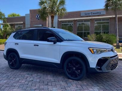 New 2026 Volkswagen Taos SE