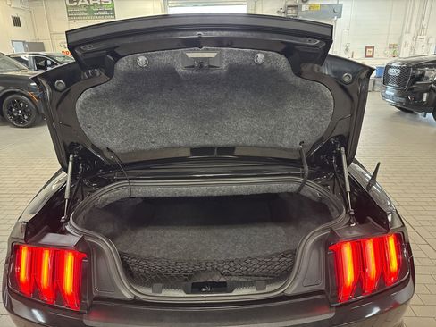 Used 2020 Ford Mustang GT Premium image 37