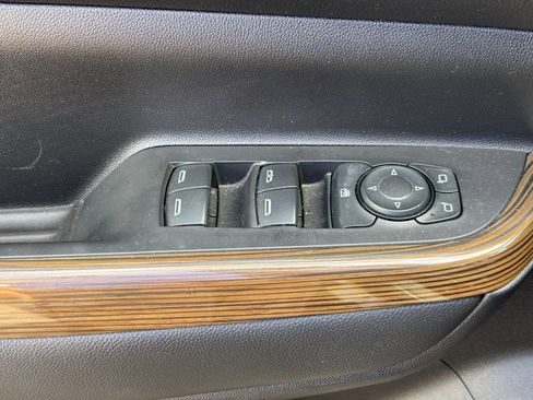 Certified 2021 GMC Acadia SLE w/ Elevation Edition FWD image 17