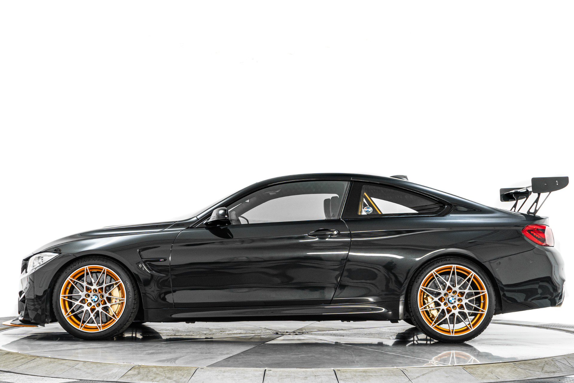 Used 2016 BMW M4 GTS RWD image 6