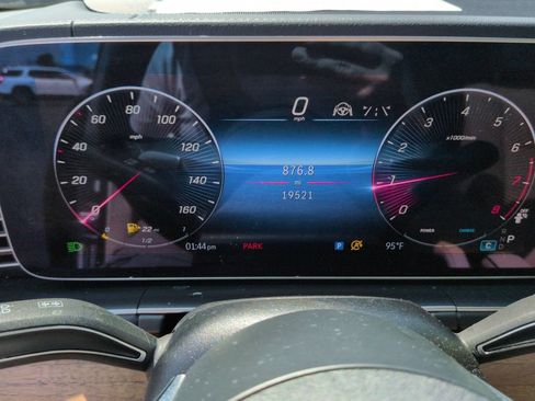 Used 2025 Mercedes-Benz GLE 350 4MATIC w/ AMG Line Exterior image 23