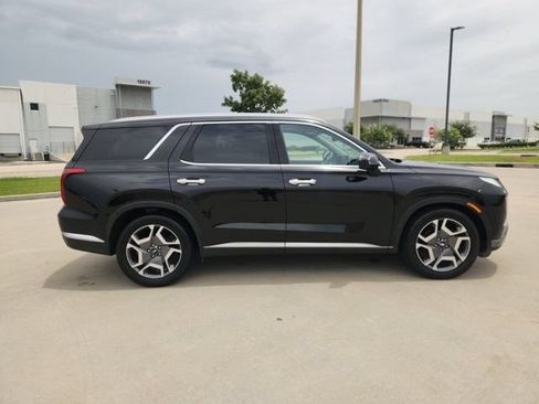 Used 2024 Hyundai Palisade Limited FWD image 4