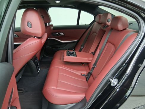 Used 2023 BMW 330i xDrive Sedan w/ M Sport Package image 13