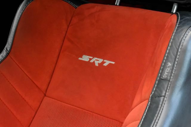 Used 2018 Dodge Challenger SRT Hellcat RWD image 37