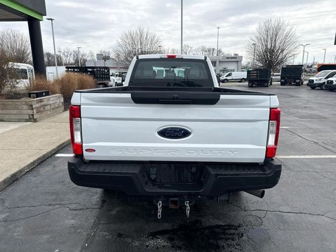 Used 2018 Ford F250 XL w/ Power Equipment Group image 7