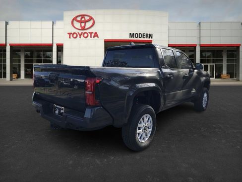 New 2025 Toyota Tacoma SR5 image 4